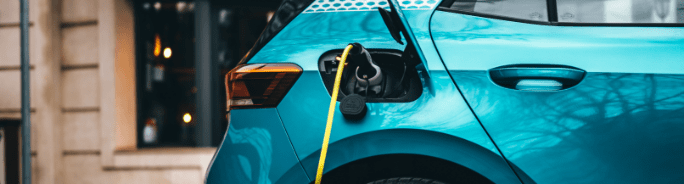 Jak naładować wypożyczony samochód elektryczny